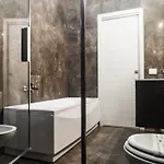 Vatican Imperial 2840sq Ft 公寓